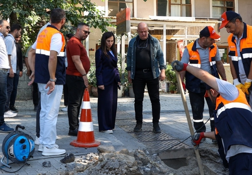 Beykoz Belediye Başkanı Alaattin Köseler'in Paşabahçe'de gerçekleştirdiği programa katılan belediye