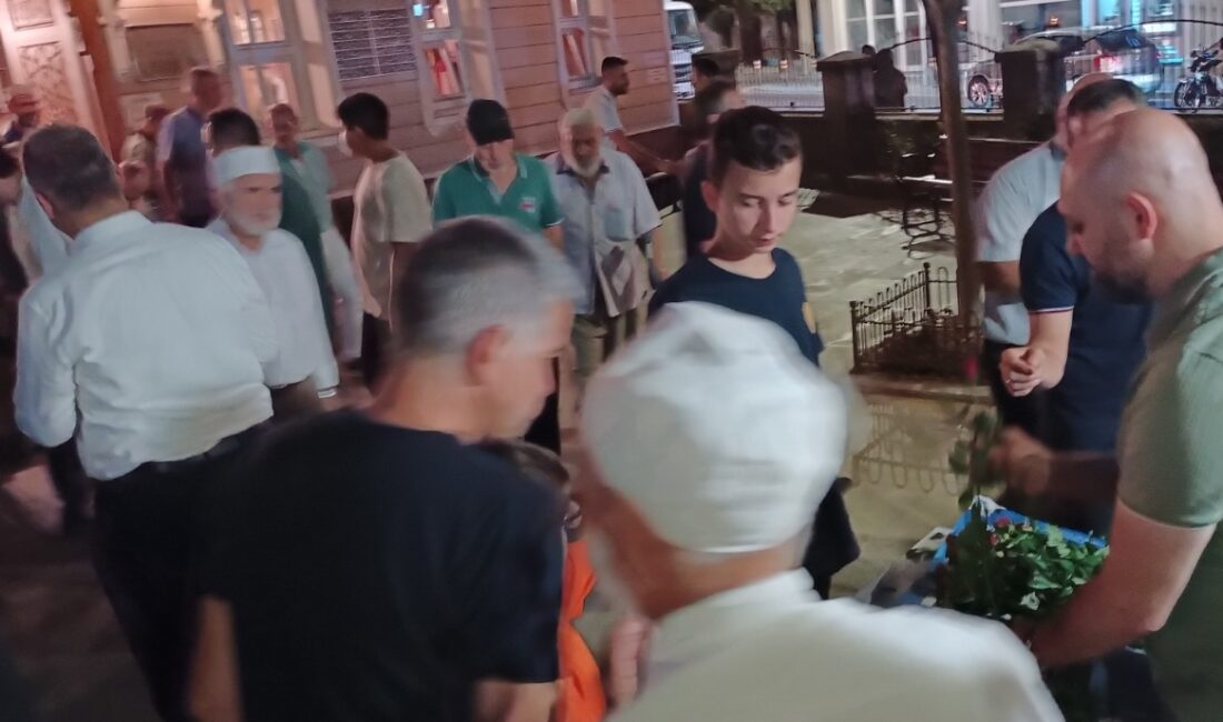 Mübarek Mevlid Kandili Beykoz İlçemizde merkezi camile başta olmak üzere