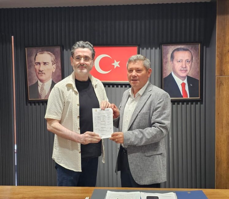 AK Parti’nin kurulduğu 14 Ağustos 2001 yılında Yenimahalle teşkilatında kurucu