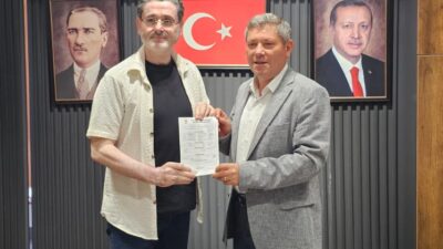 AK Parti’nin kurulduğu 14 Ağustos 2001 yılında Yenimahalle teşkilatında kurucu