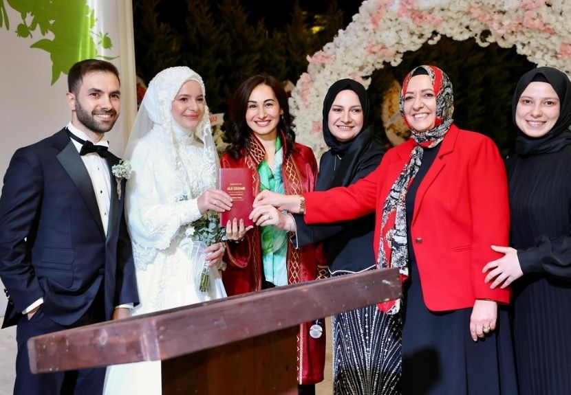 Ünü dünyaya yayılan Beykoz Balık Ekmek'in sahibi Çeliker ailesinin oğlu