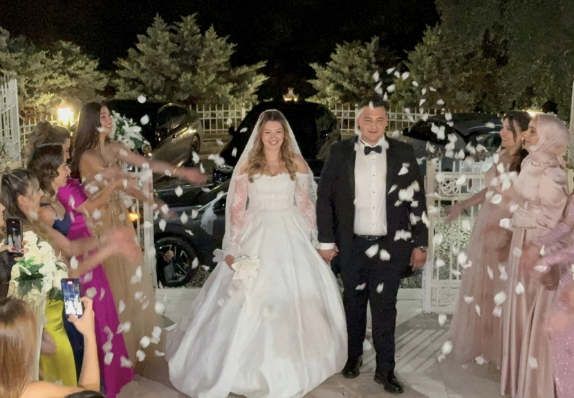 Beykoz Dede ve Şekeroğlu ailelerinin düğününde buluştu 1 t10