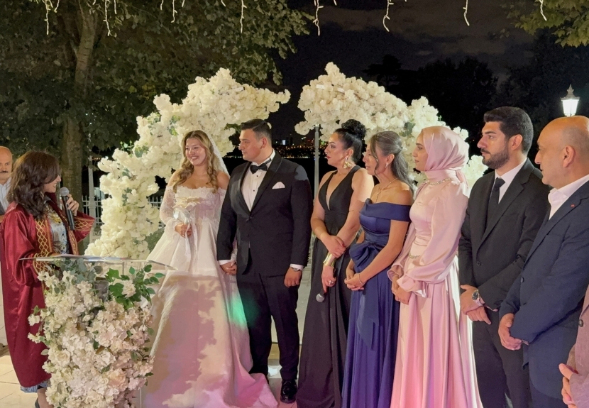 Beykoz Dede ve Şekeroğlu ailelerinin düğününde buluştu 3 t8