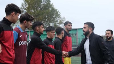 Türkiye Gençlik Vakfı (TÜGVA) tarafından düzenlenen “GençLig” projesinin finali, binlerce