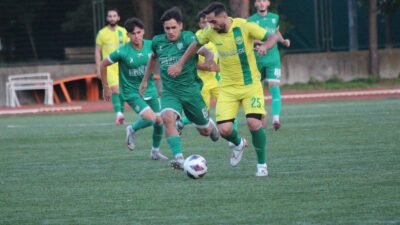 Türk Futbolunun 2 Asırlık Çınarının Anadoluhisarı Spor Akademisi Stadındaki mücadelesinden