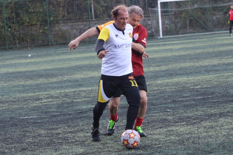 Beykoz’da 29 Ekim ünlüler müsabakası 1 beykozda 29 ekim unluler musabakasi 4 e1761835977496