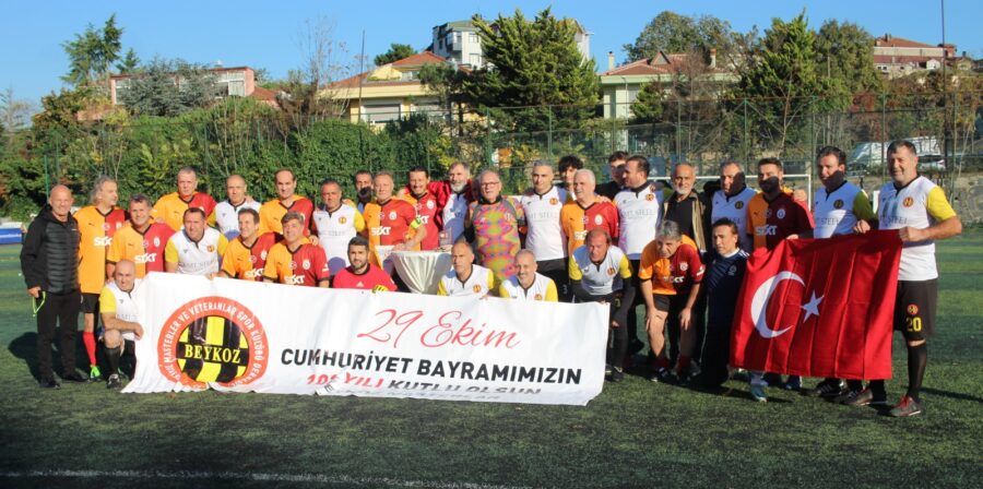 Beykoz’da 29 Ekim ünlüler müsabakası 5 beykozda 29 ekim unluler musabakasi 5 e1761836083949