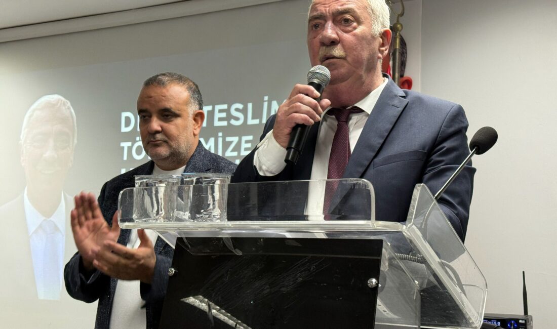 CHP Beykoz İlçe Başkanlığı 39. Olağan Kongresini kazanan Aydın Düzgün,