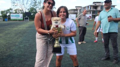 Başta 3 büyükler olmak üzere birçok üst düzey takımlara oyuncu