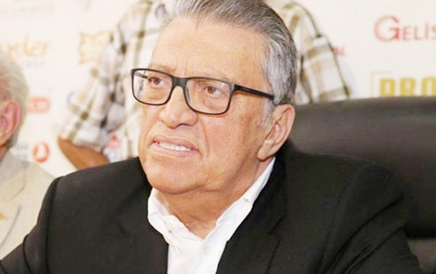 Türk siyasetinin efsane isimler arasında yer alan eski Başbakan merhum