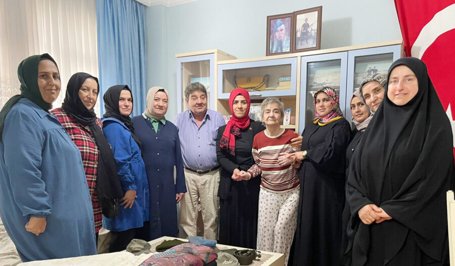 MHP bir ayda Beykoz’un 7 mahallesinde 20 kapıyı çaldı 4 mhp bir ayda beykozun 7 mahallesinde 20 kapiyi caldi 5 e1761834943735