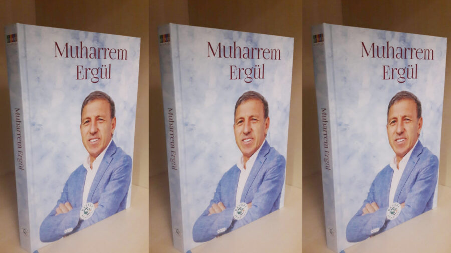 Uruguaylı yazar Eduardo Galeano, “Gölgede ve Güneşte Futbol” adlı kitabında