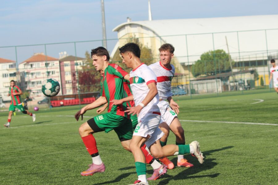 Paşabahçe U19 Beykoz’a tek puanla döndü: 1-1 1 pasabahce u19 beykoza tek puanla dondu 1 1 1 e1761158233820
