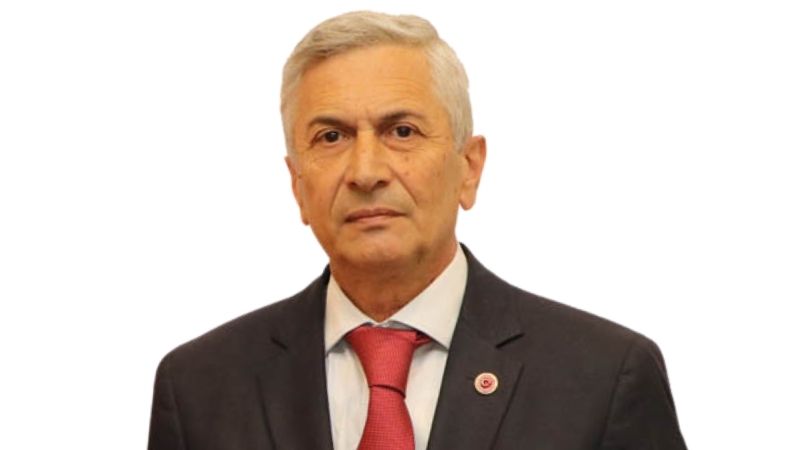 Recep Süha Pekkip... 1958 yılında Beykoz'un Akbaba Mahallesi'nde doğdu.