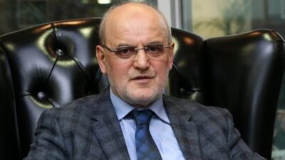 Ahıska’dan göç eden bir ailenin çocuğu olarak 1949 yılında Kars’ın