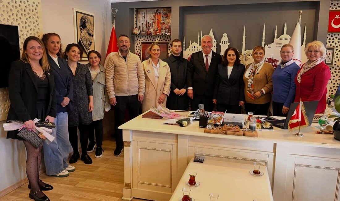 CHP Beykoz İlçe Başkanlığı, 24 Kasım Öğretmenler Günü münasebetiyle İlçe