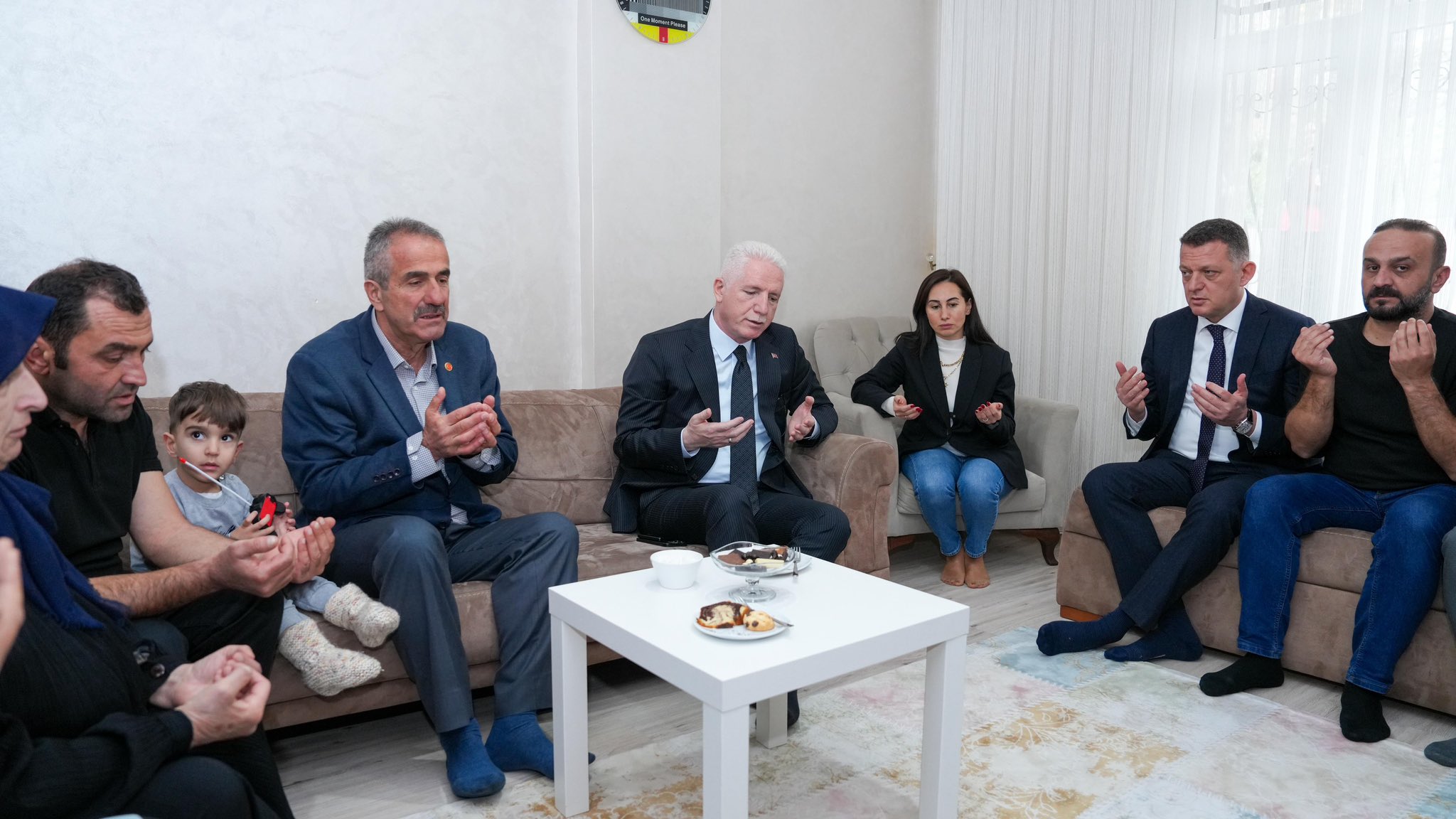 İstanbul Valisi Davut Gül, Kocaeli’ndeki parfüm fabrikasında meydana gelen patlama