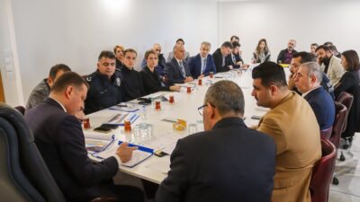 Beykoz’da Kaymakam Ürkmezer’in başkanlığında toplanan heyet, acil durumlara yönelik hazırlık