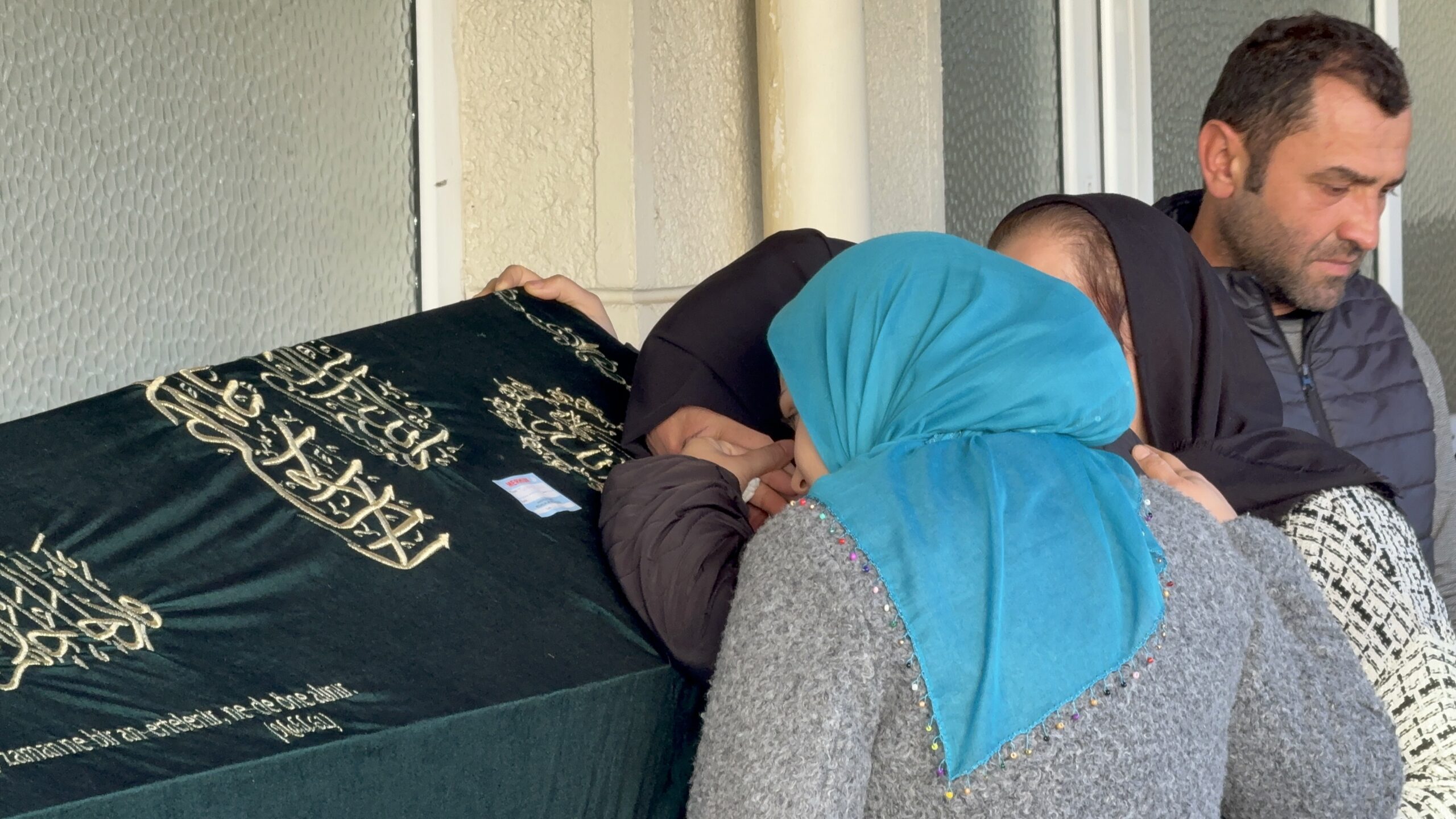 Kocaeli'ndeki fabrikada ölen Tuncay Yıldız Beykoz'da defnedildi 1 IMG 8767 scaled