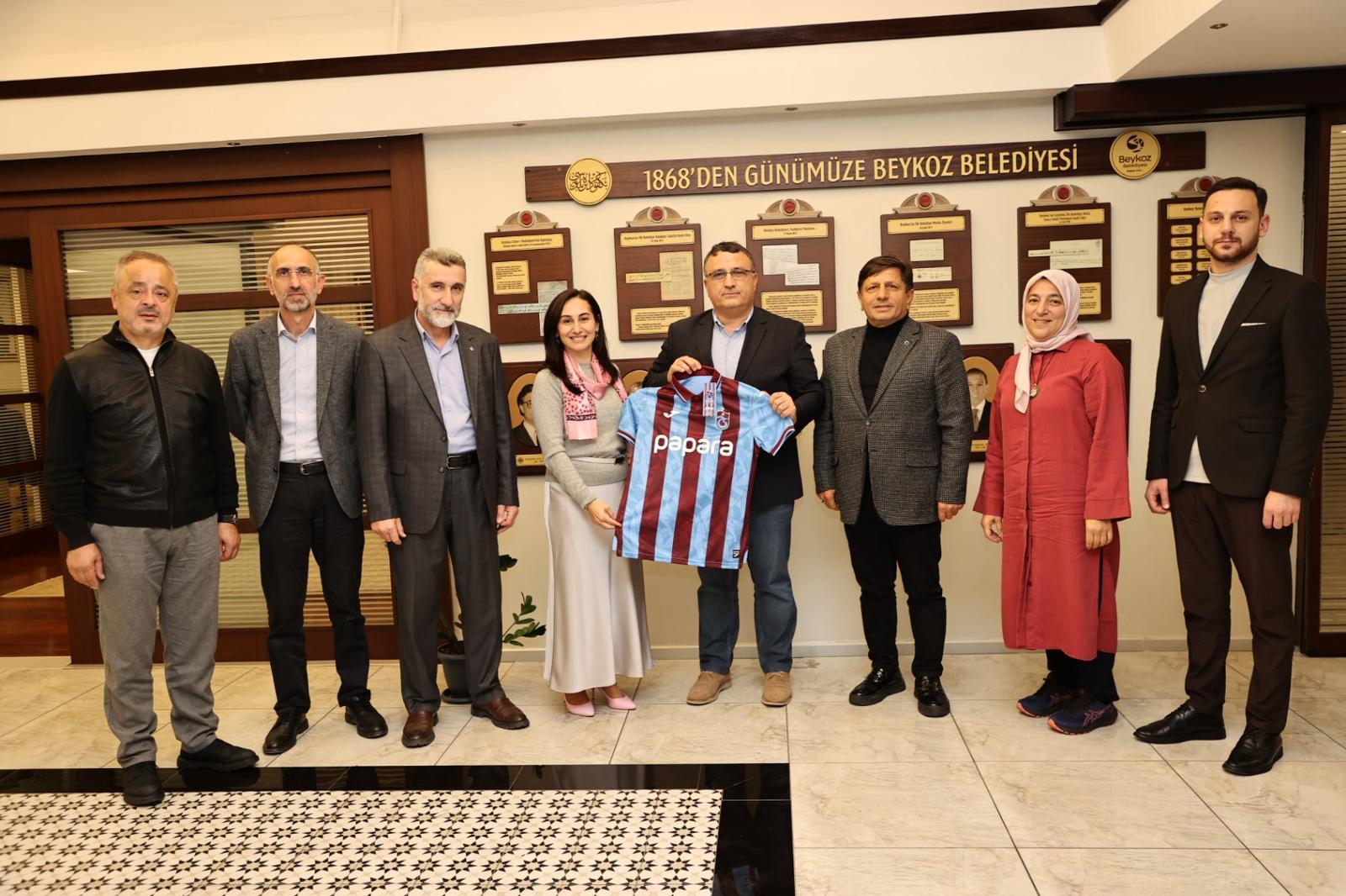 Beykoz Trabzonlular Derneği, Gürzel’i makamında ziyaret etti 1 WhatsApp Image 2025 11 06 at 5.23.40 PM