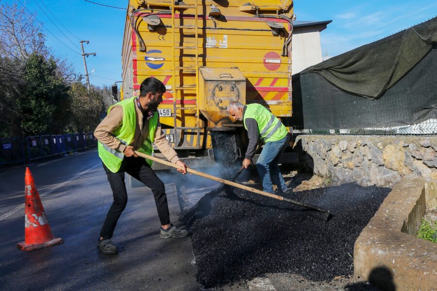 beykoz belediyesi sok hizmet ekibi elmalida yogun mesai yapti 3 e1764154321216