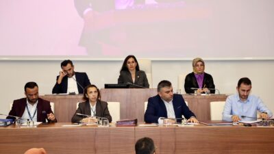 Beykoz Meclisi’nde yolsuzlukla itham edilen Başkan Vekili Özlem Vural Gürzel