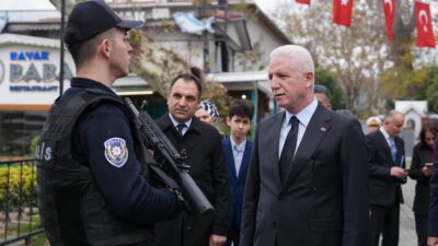 İstanbul Valisi Davut Gül, İstanbul Boğaz Komutanlığı’nda ve Anadolukavağı Polis