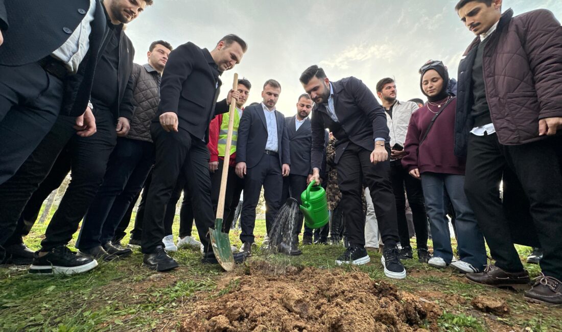 AK Parti İstanbul İl Gençlik Kolları’nın düzenlediği programla Filistin’e destek