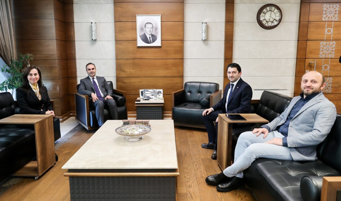 Sanayi ve Teknoloji Bakanı Mehmet Fatih Kacır, Beykoz Belediye Başkan