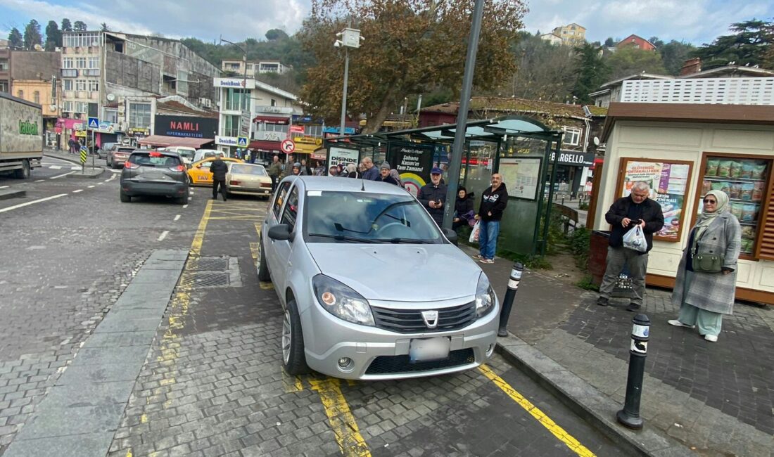 Beykoz’da otobüs duraklarına park eden araçlar İlçe Emniyet Müdürlüğü Trafik
