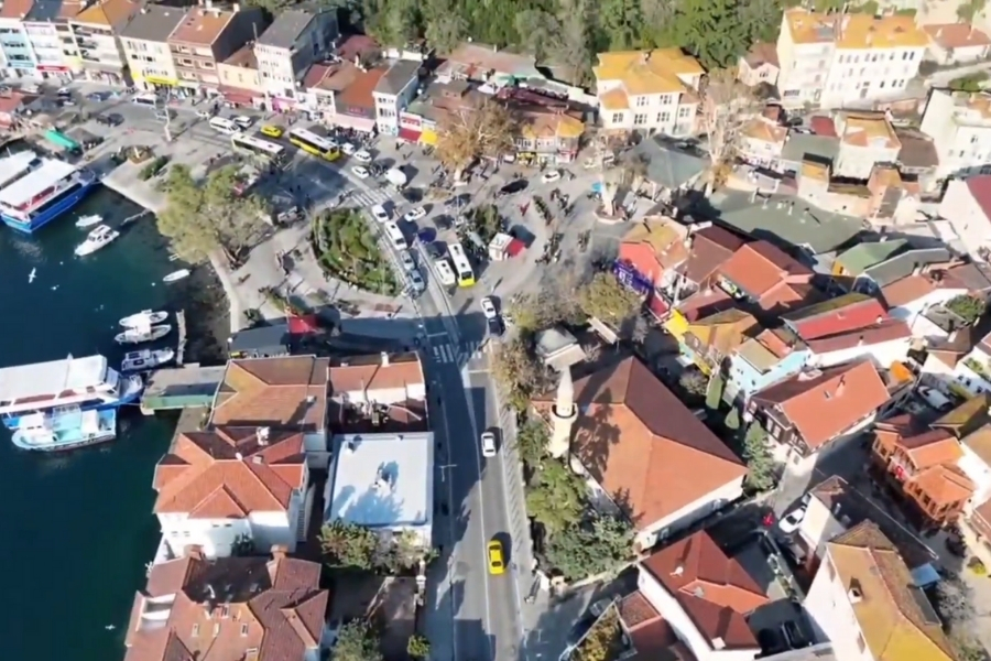 Beykoz İlçe Emniyet Müdürlüğü'ne bağlı ekipler ilçe genelinde drone destekli