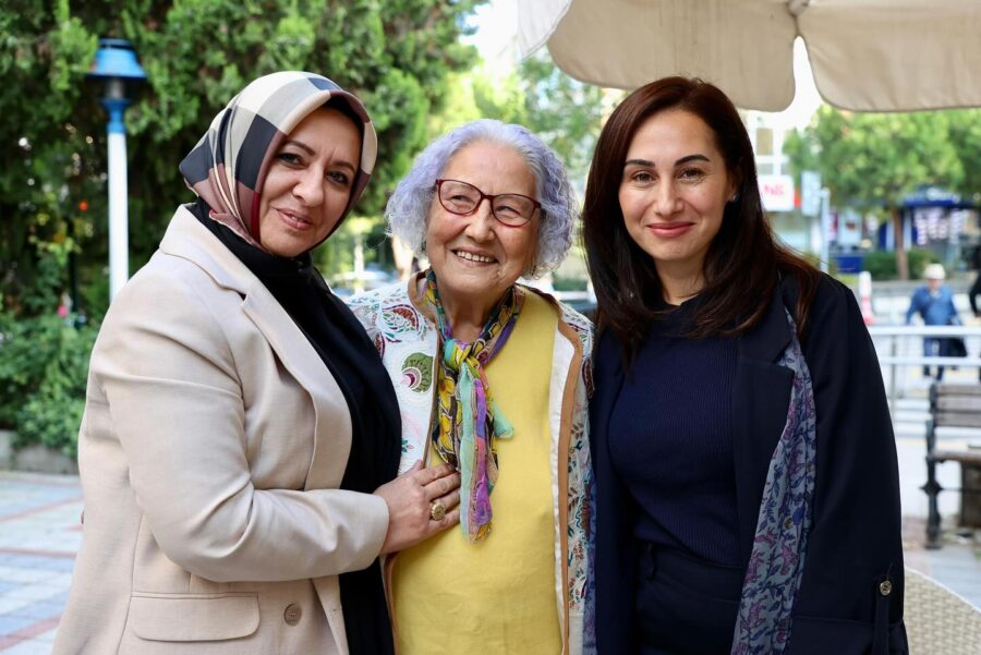 gaye zayif danisman degil gonuldasim 4 e1764938455538