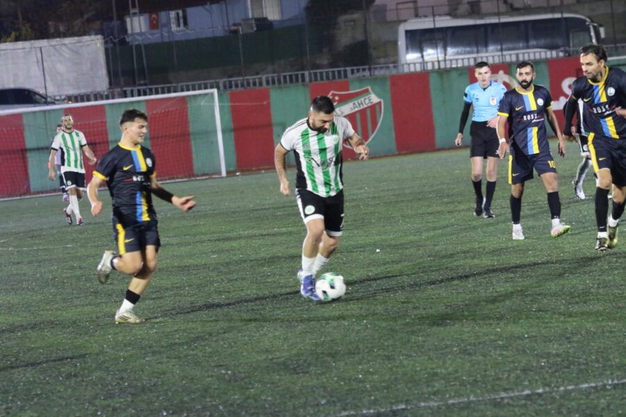 Gümüşsuyuspor, Beykoz’da galibiyet hasretine son verdi 2 gumussuyuspor beykozda galibiyet hasretine son verdi 2 e1765718700592