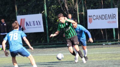 Beykoz Kavacık Mahallesinde, İstanbul Süper Amatör Lig 4. Grubunda zirve