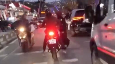 Beykoz Kelle İbrahim Caddesi üzerinde seyreden bir motosiklet sürücüsü, yaya