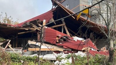 Geçmiş dönemlerde Beykoz’un bazı mahallelerine inşa edilen kaçak yapıların yıkımına