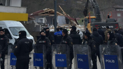 Beykoz Belediyesi’nin kaçak yapıyla mücadele için başlattığı yıkımlar Zerzevat ve