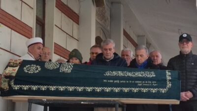 Önceki gün vefat eden Beykoz’un emektar öğretmenlerinden Zülal Şişmanoğlu ebediyete