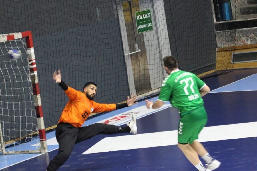 beykoz belediyesi kalecisi en iyi 2 kaleci secildi 3 e1767637064579