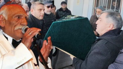 Beykoz’da, Türkiye’nin duayen müzik adamı Orhan Gencebay’ın eserlerini seslendirmesiyle tanınan