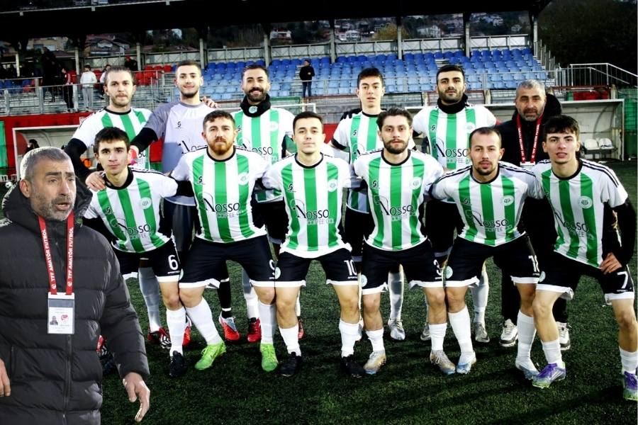 İstanbul 1.Amatör Lig 13.Grubunda mücadele eden Beykoz İlçesi temsilcisi Gümüşsuyuspor'da