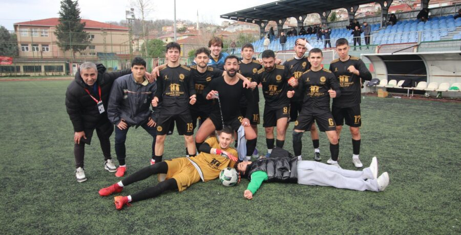 Gümüşsuyuspor Beykoz’da farklı galibiyetle sevindi 3 gumussuyuspor beykozda farkli galibiyetle sevindi 4 e1768166575831
