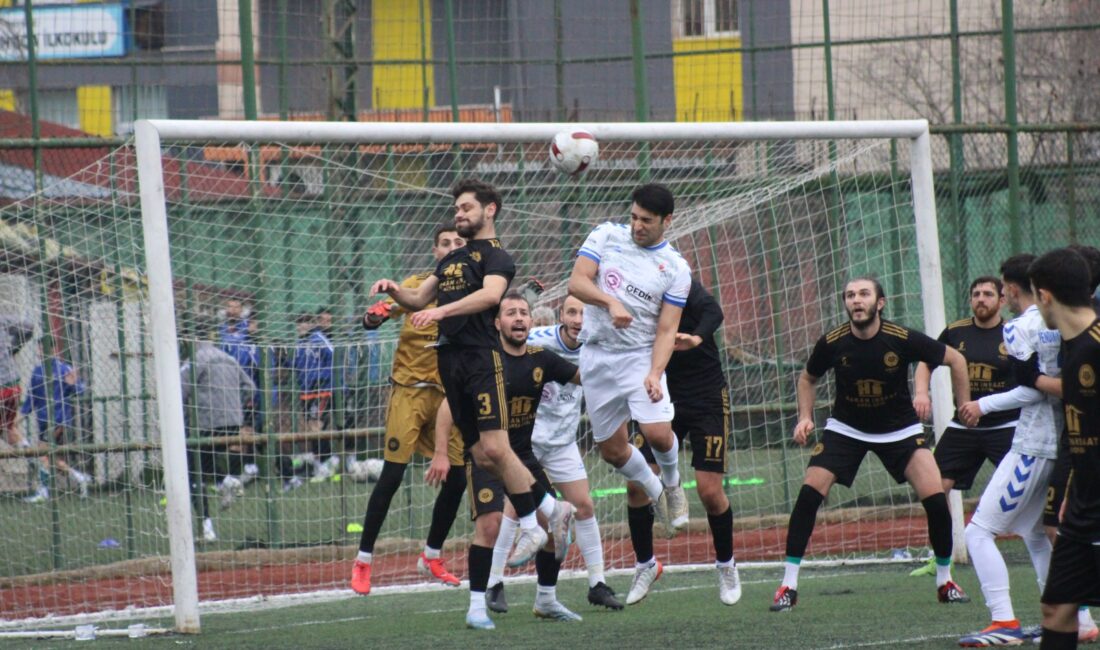 İstanbul 1.Amatör Lig 13.Grubuna dahil karşılaşmada üst sıralar için mücadele