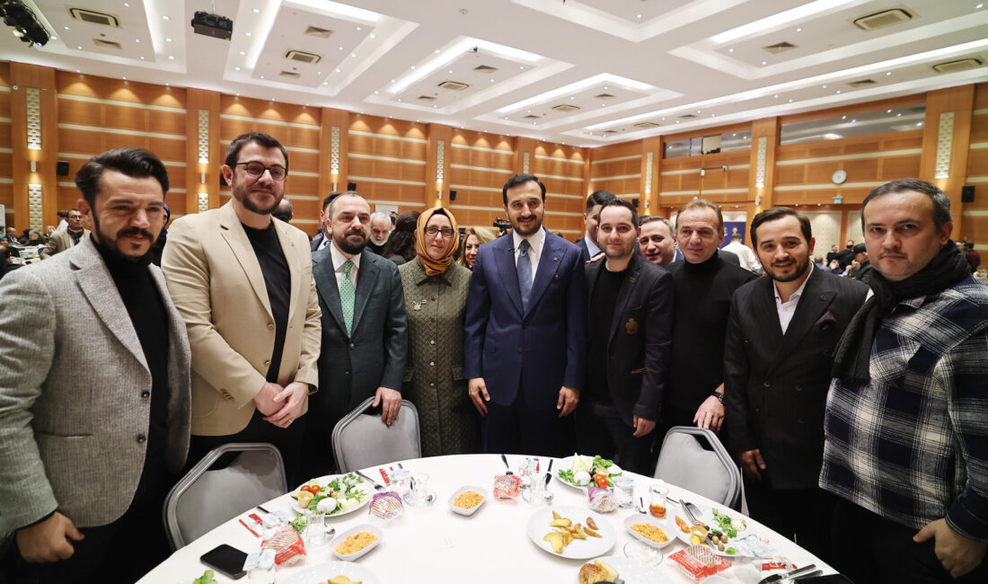 Adalet ve Kalkınma Partisi (AK Parti) İstanbul İl Başkanlığı 10