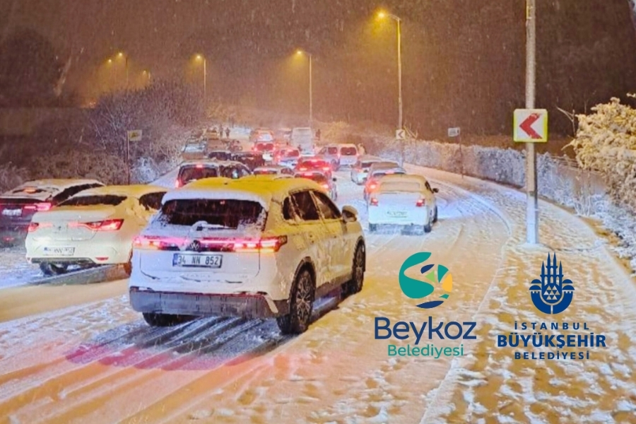 Beykoz’da gece saatlerinden itibaren etkili olan kar yağışı sonrası Belediye’den