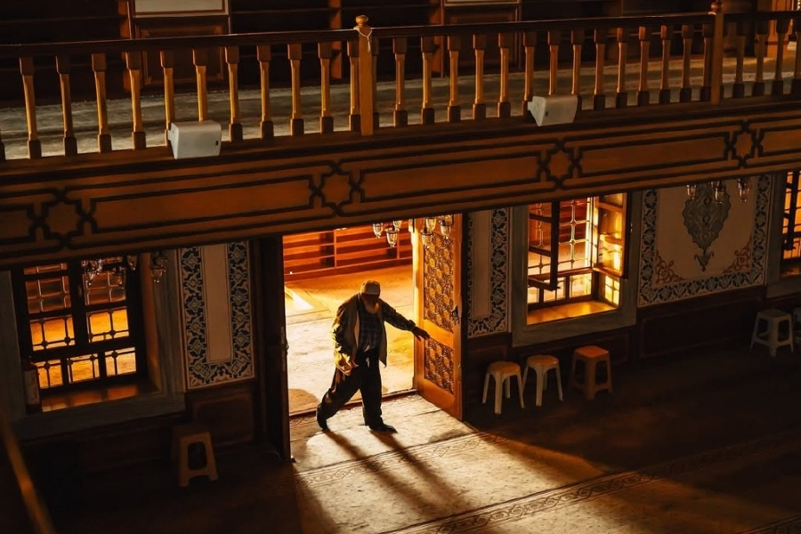 Beykoz Merkez Camii yanındaki gizemli hazire dikkati çekiyor 1 merkz3