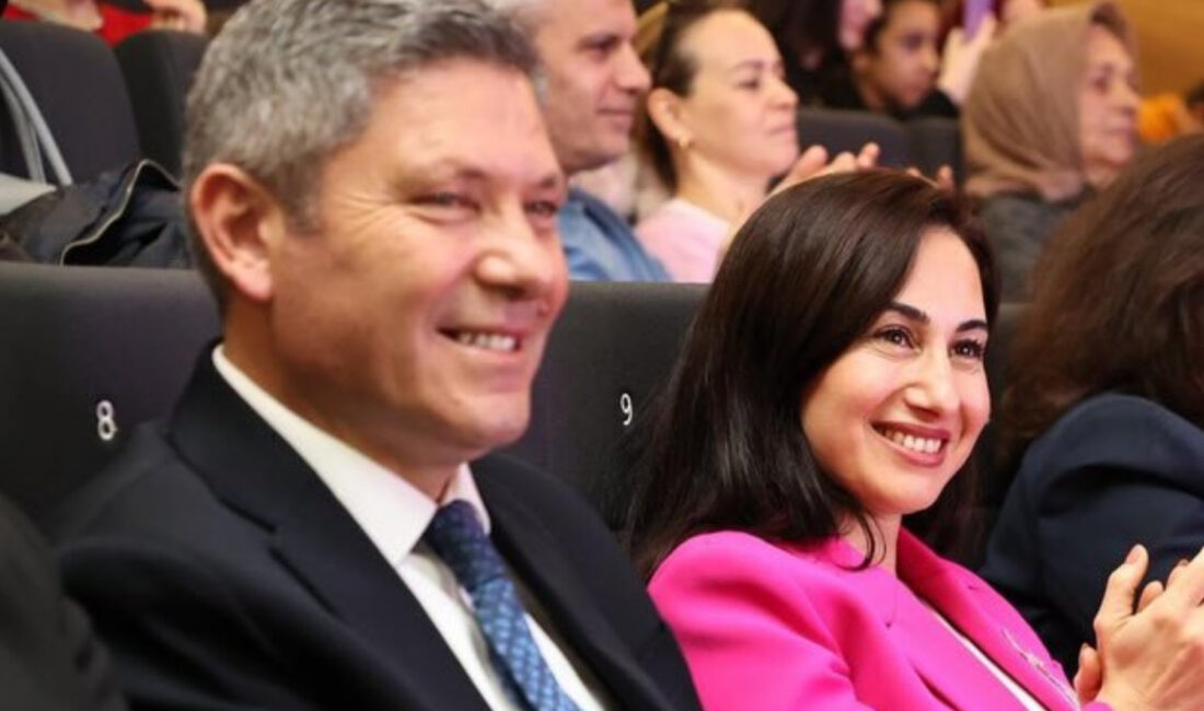 AK Parti Beykoz İlçe Başkanı Özkan Ayduğan Kavacık’taki parti binasında