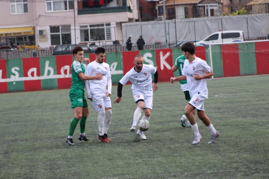 İstanbul Süper Amatör Lig 5.Grubunda önemli bir karşılaşma vardı. Düşme