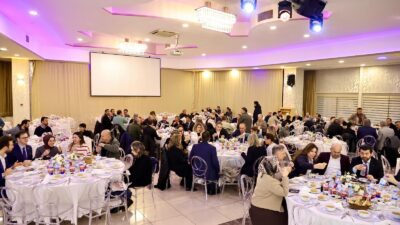 Beykoz Belediyesi’nin Ramazan ayı kapsamında düzenlediği iftar programı, ilçe protokolünü