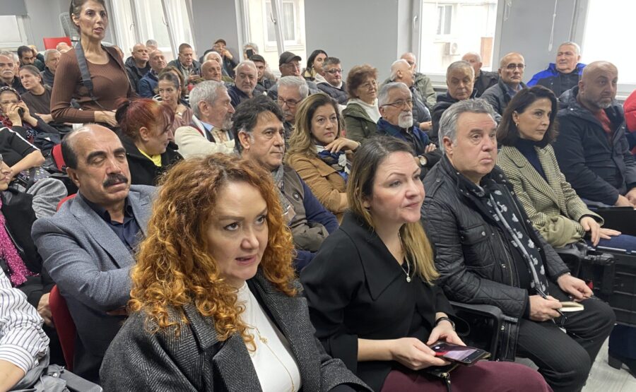 Cumhuriyet Halk Partisi (CHP) Beykoz İlçe Örgütü Kavacık’taki İlçe Başkanlık binasında bir değerlendirme toplantısı yaptı. 